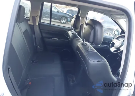 2017 Jeep Compass Latitude 4X4 from USA, damaged, VIN 1C4NJDEB9HD204501